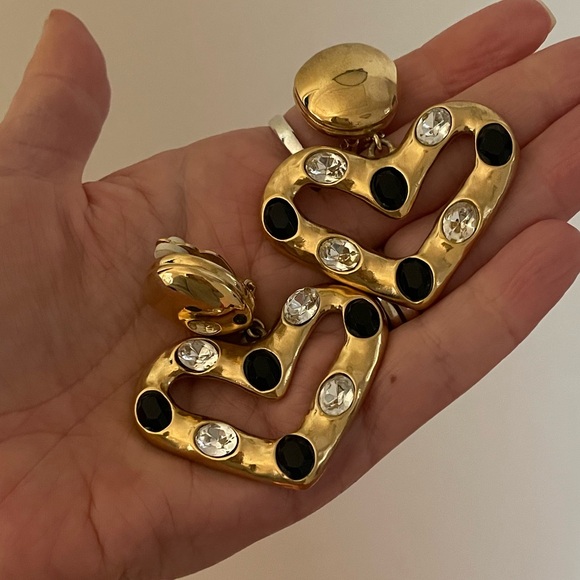 Vintage Givenchy Gold Black Onyx Crystal Heart Clip On Statement Earrings - Picture 4 of 17